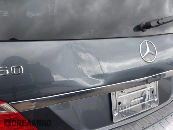 2015 Mercedes-Benz GL-Class GL 350 BlueTEC with VIN 4JGDF2EE1FA441750, listed as a IAAI auction lot 41716996 with 87,026 mi miles. Bid and sale history available at carsss.com. Image 6.