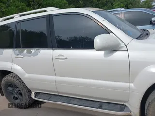 2007 Lexus GX 470 z VIN JTJBT20X570148905, wystawiony jako IAAI lot #42025227 z przebiegiem 293 379 mil mil oraz . Historia ofert i sprzedaży dostępna na DreamBid. Obrazek 13.