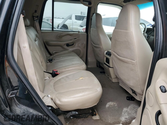 2000 Ford Expedition Eddie Bauer с VIN 1FMRU17L8YLC15827, выставлен на аукционе Copart как лот 45038865 с пробегом Не указан миль и Списание • Salvage title. История ставок и продаж доступна на DreamBid. Изображение 11.