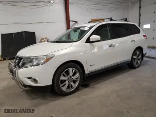 2014 Nissan Pathfinder Platinum Hybrid with VIN 5N1CR2MM2EC645763, listed as a Copart auction lot 52005625 with 155,386 mi miles and Clean Title. Bid and sale history available at carsss.com. Image 1.