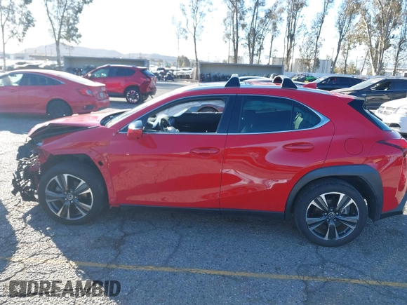 2019 Lexus UX 200 z VIN JTHY3JBH6K2000559, wystawiony jako IAAI lot #41334946 z przebiegiem 59 134 mil mil oraz . Historia ofert i sprzedaży dostępna na DreamBid. Obrazek 14.