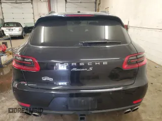 2017 Porsche Macan S with VIN WP1AB2A5XHLB20949, listed as a Copart auction lot 44202975 with 107,597 mi miles and Salvage Title. Bid and sale history available at DreamBid. Image 6.