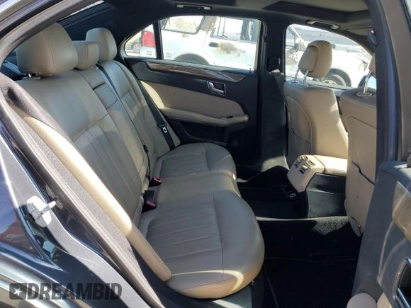 2010 Mercedes-Benz E 350 Luxury with VIN WDDHF8HB6AA236577, listed as a Copart auction lot 61032405 with 169,988 mi miles and Clean title. Bid and sale history available at DreamBid. Image 10.