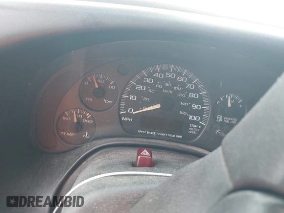 2002 Chevrolet Express Cargo with VIN 1GCHG35R621159402, listed as a IAAI auction lot 42170093 with Not provided miles and . Bid and sale history available at DreamBid. Image 7.
