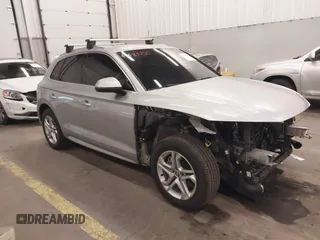 2019 Audi Q5 Premium with VIN WA1ANAFY6K2089034, listed as a IAAI auction lot 41483750 with 58,425 mi miles. Bid and sale history available at carsss.com. Image 1.