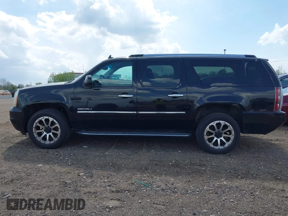 2013 GMC Yukon XL Denali with VIN 1GKS2MEF8DR350974, listed as a IAAI auction lot 42157560 with 285,848 mi miles and . Bid and sale history available at DreamBid. Image 14.