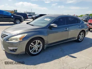 2015 Nissan Altima SL z VIN 1N4AL3AP7FN353104, wystawiony jako Copart lot #53048405 z przebiegiem 118 547 mil mil oraz Szkoda całkowita • Salvage title. Historia ofert i sprzedaży dostępna na DreamBid. Obrazek 1.