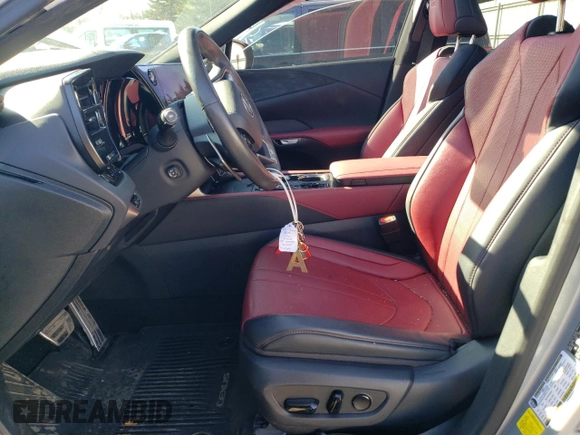 2023 Lexus RX 350 z VIN 2T2BAMCA4PC005537, wystawiony jako Copart lot #50204725 z przebiegiem 30 572 mil mil oraz Szkoda całkowita • Salvage title. Historia ofert i sprzedaży dostępna na DreamBid. Obrazek 7.