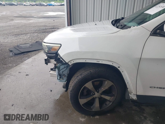 2019 Jeep Cherokee Limited with VIN 1C4PJMDXXKD198284, listed as a IAAI auction lot 42251536 with 191,977 mi miles and . Bid and sale history available at DreamBid. Image 6.