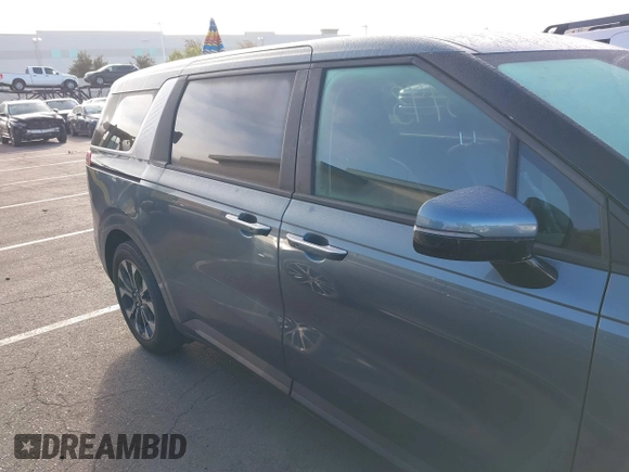 2024 Kia Carnival EX with VIN KNDNC5H30R6434115, listed as a IAAI auction lot 41696493 with 5,782 mi miles. Bid and sale history available at carsss.com. Image 13.