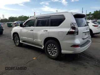 2014 Lexus GX 460 Luxury with VIN JTJJM7FX4E5079931, listed as a Copart auction lot 60449425 with 172,101 mi miles and Salvage title. Bid and sale history available at DreamBid. Image 2.