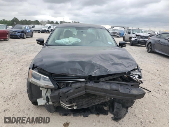 2013 Volkswagen Jetta SE with VIN 3VWDX7AJXDM400161, listed as a Copart auction lot 53249335 with 104,882 mi miles and Salvage title. Bid and sale history available at DreamBid. Image 5.