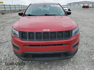 2020 Jeep Compass Sport z VIN 3C4NJCABXLT166098, wystawiony jako Copart lot #50807445 z przebiegiem 87 719 mil mil oraz Szkoda całkowita • Salvage title. Historia ofert i sprzedaży dostępna na DreamBid. Obrazek 5.