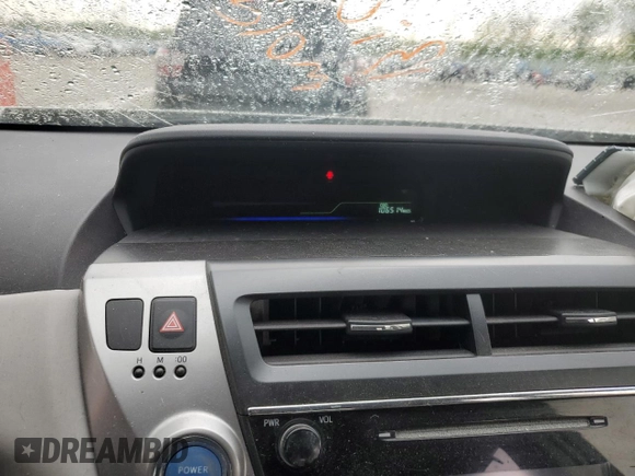 2017 Toyota Prius Two z VIN JTDZN3EUXHJ066924, wystawiony jako Copart lot #55117985 z przebiegiem 106 514 mil mil oraz Szkoda całkowita • Salvage title. Historia ofert i sprzedaży dostępna na DreamBid. Obrazek 9.