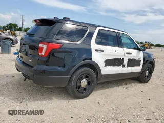 2017 Ford Police Interceptor Utility z VIN 1FM5K8AR7HGD58691, wystawiony jako Copart lot #63703675 z przebiegiem 96 858 mil mil oraz Szkoda całkowita • Salvage title. Historia ofert i sprzedaży dostępna na DreamBid. Obrazek 3.