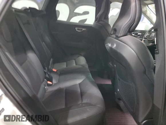 2022 Volvo XC60 Momentum z VIN YV4L12DK3N1033784, wystawiony jako Copart lot #86092324 z przebiegiem 56 299 mil mil oraz Czysty tytuł • Clean title. Historia ofert i sprzedaży dostępna na DreamBid. Obrazek 11.