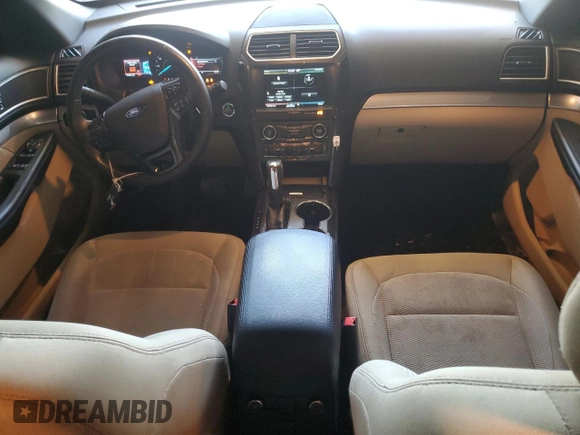 2016 Ford Explorer XLT with VIN 1FM5K8DHXGGB60687, listed as a Copart auction lot 46082305 with 124,721 mi miles and Salvage Title. Bid and sale history available at carsss.com. Image 8.