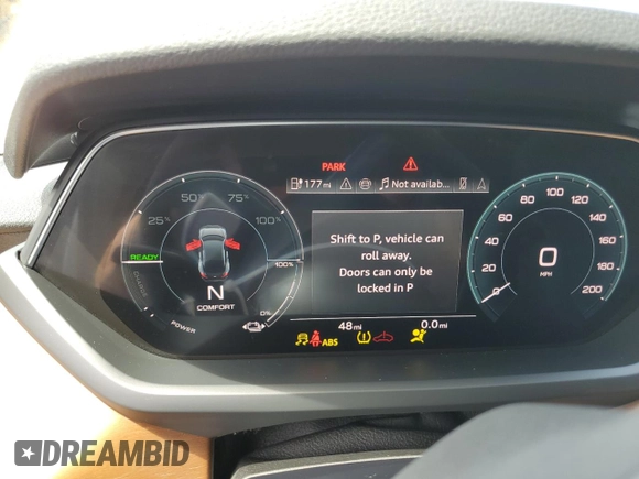 2024 Audi e-tron GT Prestige z VIN WAUDJBFW7R7001203, wystawiony jako Copart lot #63804904 z przebiegiem 48 mil mil oraz Szkody całkowita. Historia ofert i sprzedaży dostępna na DreamBid. Obrazek 9.