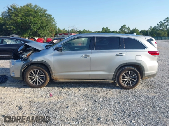 2018 Toyota Highlander SE with VIN 5TDKZRFH7JS531369, listed as a IAAI auction lot 42671645 with 130,222 mi miles and . Bid and sale history available at DreamBid. Image 14.