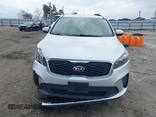 2020 Kia Sorento LX V6 with VIN 5XYPGDA50LG619045, listed as a IAAI auction lot 41520510 with 124,870 mi miles. Bid and sale history available at carsss.com. Image 12.