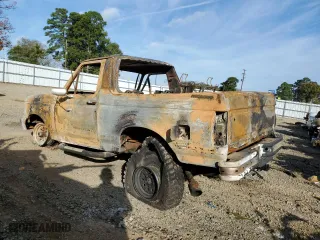 1991 Ford Bronco XL with VIN 1FMEU15N7MLA62791, listed as a Copart auction lot 82100384 with 0 mi miles and Non Repairable. Bid and sale history available at carsss.com. Image 2.