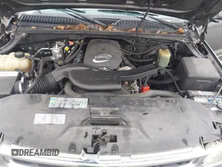 2002 Chevrolet Suburban LT with VIN 1GNFK16T92J210497, listed as a IAAI auction lot 41964048 with 208,752 mi miles. Bid and sale history available at carsss.com. Image 10.