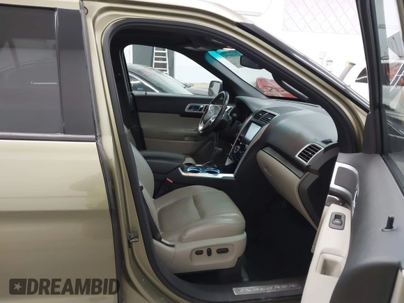 2012 Ford Explorer Limited z VIN 1FMHK7F90CGA39609, wystawiony jako IAAI lot #41618123 z przebiegiem 188 201 mil mil oraz . Historia ofert i sprzedaży dostępna na DreamBid. Obrazek 5.