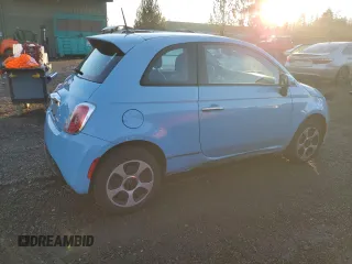 2015 FIAT 500e with VIN 3C3CFFGE3FT672781, listed as a Copart auction lot 83565744 with 41,379 mi miles and Clean Title. Bid and sale history available at carsss.com. Image 3.