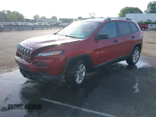 2015 Jeep Cherokee Sport z VIN 1C4PJLAB7FW637356, wystawiony jako IAAI lot #42160364 z przebiegiem 180 310 mil mil oraz . Historia ofert i sprzedaży dostępna na DreamBid. Obrazek 21.