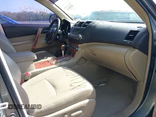 2010 Toyota Highlander Limited with VIN 5TDDK3EH4AS026823, listed as a IAAI auction lot 42165532 with 231,384 mi miles and . Bid and sale history available at DreamBid. Image 5.