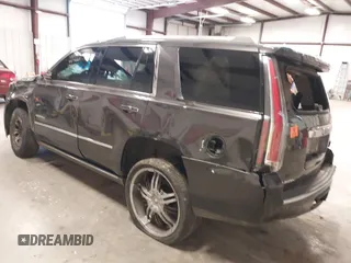 2016 GMC Yukon Denali with VIN 1GKS2CKJ8GR457661, listed as a IAAI auction lot 41522729 with 1 mi miles. Bid and sale history available at carsss.com. Image 3.