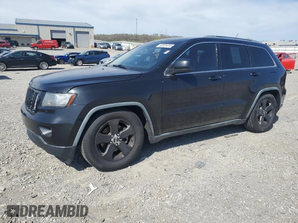 2011 Jeep Grand Cherokee Laredo z VIN 1J4RR4GG1BC544784, wystawiony jako Copart lot #52331015 z przebiegiem 177 131 mil mil oraz Szkoda całkowita • Salvage title. Historia ofert i sprzedaży dostępna na DreamBid. Obrazek 1.