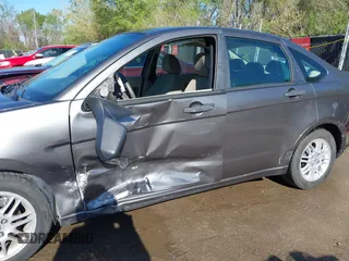 2011 Ford Focus SE with VIN 1FAHP3FN4BW118304, listed as a IAAI auction lot 42031650 with 60,031 mi miles and . Bid and sale history available at DreamBid. Image 6.