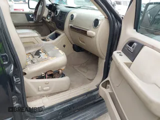 2005 Ford Expedition Limited with VIN 1FMFU19515LA60065, listed as a IAAI auction lot 41447029 with 232,953 mi miles. Bid and sale history available at carsss.com. Image 5.