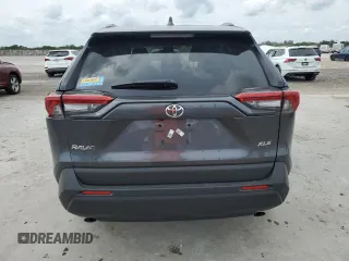 2025 Toyota RAV4 XLE with VIN 2T3W1RFV8SC308225, listed as a Copart auction lot 48661655 with 8,008 mi miles and Salvage Title. Bid and sale history available at carsss.com. Image 6.