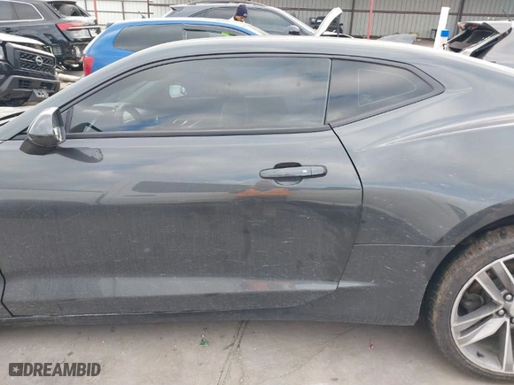 2018 Chevrolet Camaro 1LT with VIN 1G1FB1RS4J0133496, listed as a IAAI auction lot 41242934 with NaN miles. Bid and sale history available at carsss.com. Image 15.