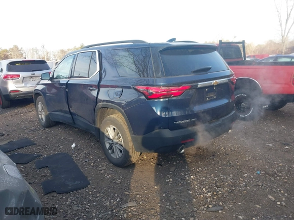 2022 Chevrolet Traverse LT Cloth with VIN 1GNEVGKW3NJ171318, listed as a IAAI auction lot 41261457 with 19,900 mi miles. Bid and sale history available at carsss.com. Image 3.