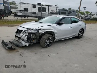 2020 Nissan Maxima SV z VIN 1N4AA6CV1LC372970, wystawiony jako Copart lot #54409745 z przebiegiem 112 497 mil mil oraz Szkoda całkowita • Salvage title. Historia ofert i sprzedaży dostępna na DreamBid. Obrazek 1.