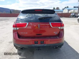 2015 Lincoln MKX with VIN 2LMDJ8JK3FBL24337, listed as a IAAI auction lot 41913926 with 142,619 mi miles. Bid and sale history available at carsss.com. Image 17.