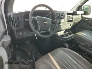 2012 Chevrolet Express Cargo with VIN 1GCSGAFX8C1100764, listed as a Copart auction lot 44262355 with 192,761 mi miles and Clean title. Bid and sale history available at DreamBid. Image 8.