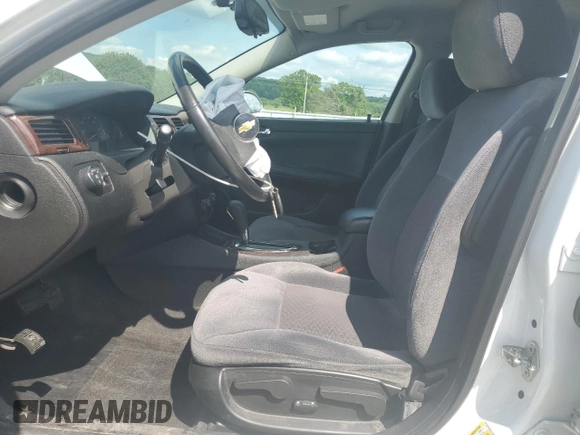 2011 Chevrolet Impala LT Fleet z VIN 2G1WG5EKXB1138108, wystawiony jako Copart lot #56046205 z przebiegiem 85 009 mil mil oraz Szkoda całkowita • Salvage title. Historia ofert i sprzedaży dostępna na DreamBid. Obrazek 7.