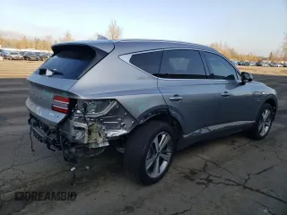 2023 Genesis GV80 with VIN KMUHCESC9PU107157, listed as a Copart auction lot 42592585 with 11,396 mi miles and Salvage title. Bid and sale history available at DreamBid. Image 3.