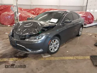 2015 Chrysler 200 Limited z VIN 1C3CCCAB5FN671783, wystawiony jako IAAI lot #41587636 z przebiegiem 95 968 mil mil oraz . Historia ofert i sprzedaży dostępna na DreamBid. Obrazek 17.