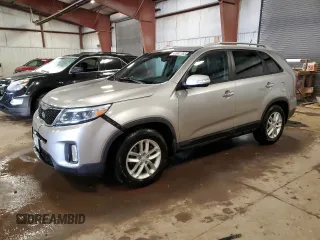 2015 Kia Sorento LX with VIN 5XYKT4A68FG607356, listed as a Copart auction lot 41841765 with 159,918 mi miles and Clean Title. Bid and sale history available at carsss.com. Image 1.