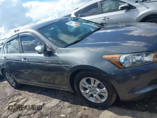 2010 Honda Accord LX z VIN 1HGCP2F32AA082297, wystawiony jako IAAI lot #42231032 z przebiegiem 138 401 mil mil oraz . Historia ofert i sprzedaży dostępna na DreamBid. Obrazek 13.