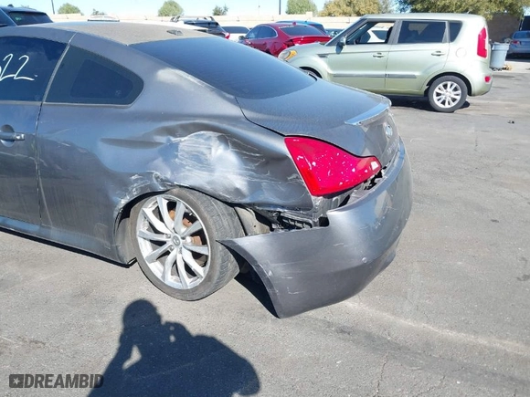 2012 Infiniti G37 Coupe IPL with VIN JN1CV6EK1CM424685, listed as a IAAI auction lot 41625622 with 121,993 mi miles. Bid and sale history available at carsss.com. Image 6.