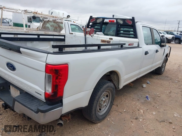 2019 Ford F-250 XL with VIN 1FT7W2A62KEC45366, listed as a IAAI auction lot 42549198 with 111,729 mi miles and . Bid and sale history available at DreamBid. Image 4.