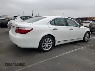 2008 Lexus LS 460 z VIN JTHBL46F285056490, wystawiony jako Copart lot #60753435 z przebiegiem 136 697 mil mil oraz Czysty tytuł • Clean title. Historia ofert i sprzedaży dostępna na DreamBid. Obrazek 3.