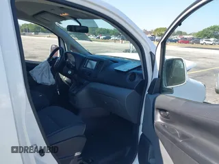 2021 Nissan NV200 SV z VIN 3N6CM0KN8MK705487, wystawiony jako IAAI lot #41866045 z przebiegiem 150 767 mil mil oraz . Historia ofert i sprzedaży dostępna na DreamBid. Obrazek 5.