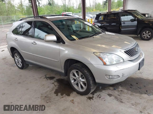 2008 Lexus RX 350 z VIN 2T2HK31U38C049383, wystawiony jako IAAI lot #42141042 z przebiegiem 172 642 mil mil oraz . Historia ofert i sprzedaży dostępna na DreamBid. Obrazek 1.